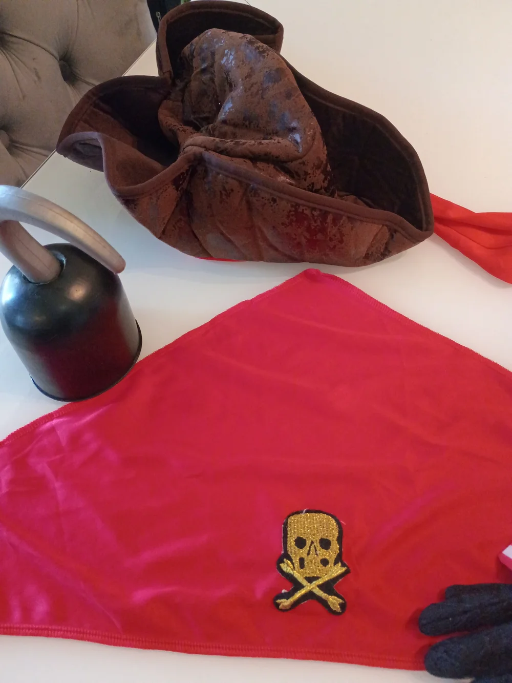 Kids Pirate Hat Hook Bandana Costume Accessory Set in Black, Red and Brown